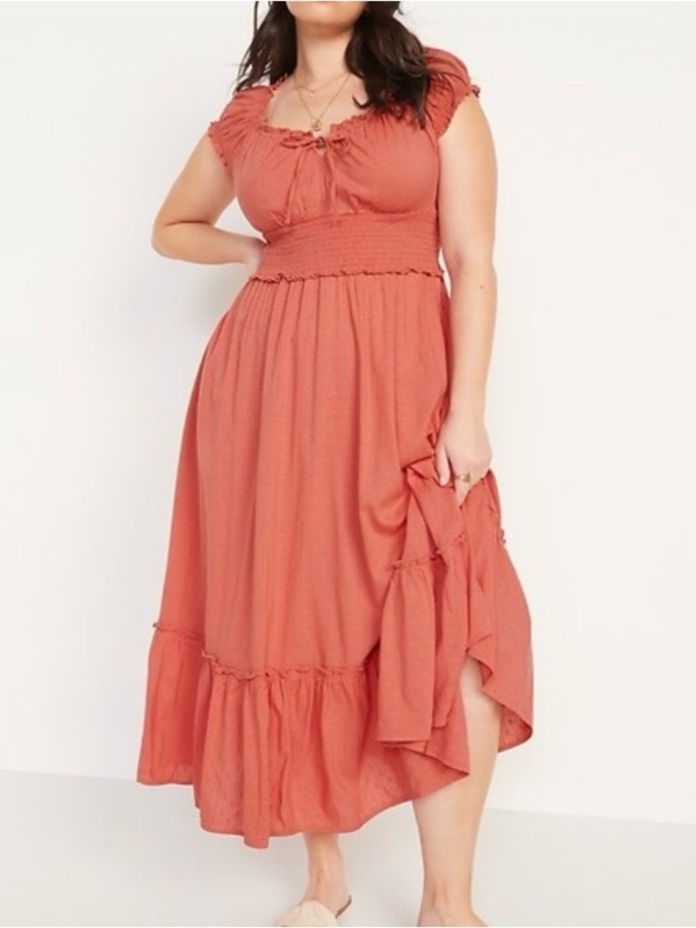 Old Navy Dress
Waist-Defined Puff-Sleeve Clip-Dot Midi Color Coral NWOT